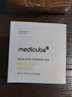 Medicube Kojic Acid Turmeric Pad — Brightening Facial Pads (White & Yellow)